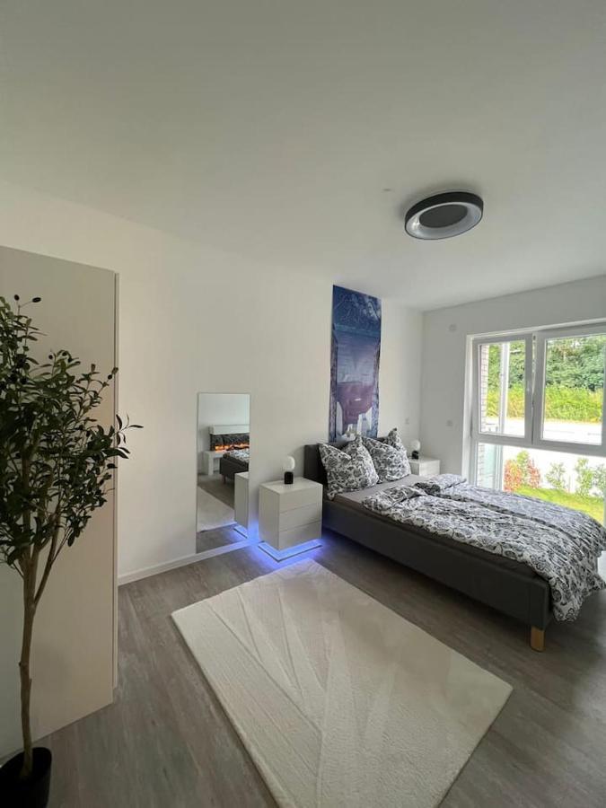 Luxurioeses Apartment,Neubau, 4 Personen, Parkplatz, Griechischer Stil Bochum Exteriér fotografie