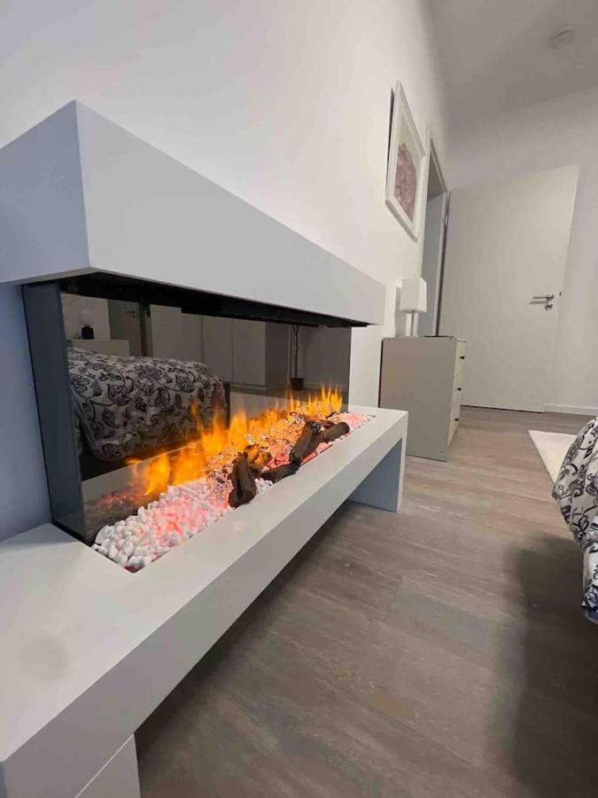 Luxurioeses Apartment,Neubau, 4 Personen, Parkplatz, Griechischer Stil Bochum Exteriér fotografie